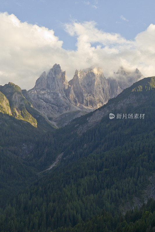 白云岩 - Pale di San Martino